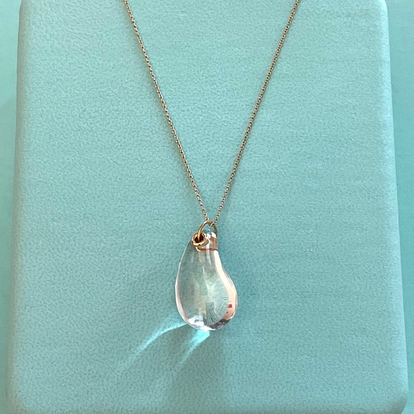 Tiffany Gold Large Quartz Teardrop Pendant Necklace - Picture 4 of 9